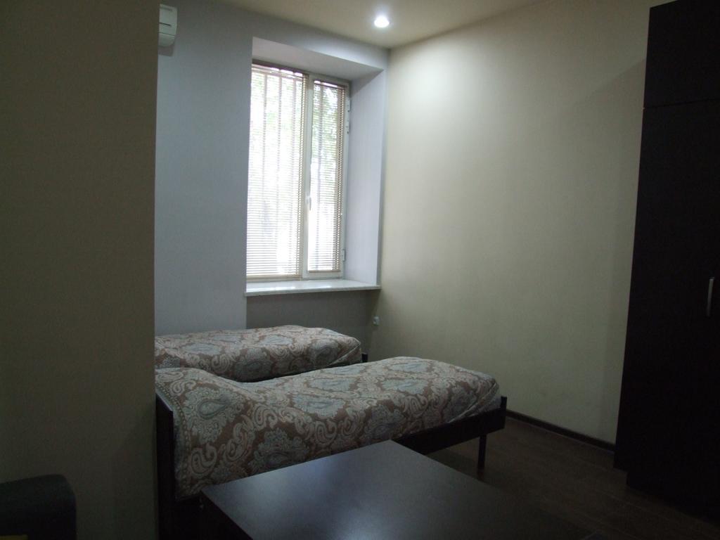 יירבאן Apartment Paronyan 22 מראה חיצוני תמונה